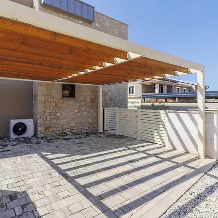 Avona By Interhome Tar-Vabriga