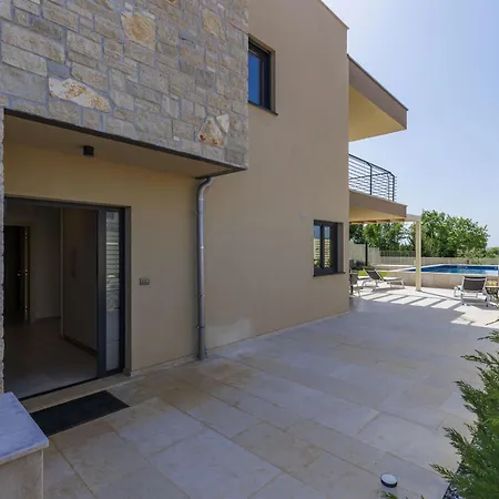 بيت للعطل Avona By Interhome