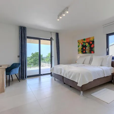 Avona By Interhome