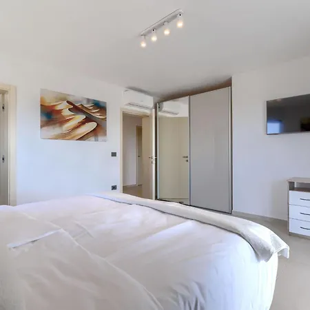 Avona By Interhome